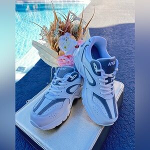 Apex Women's Sneakers